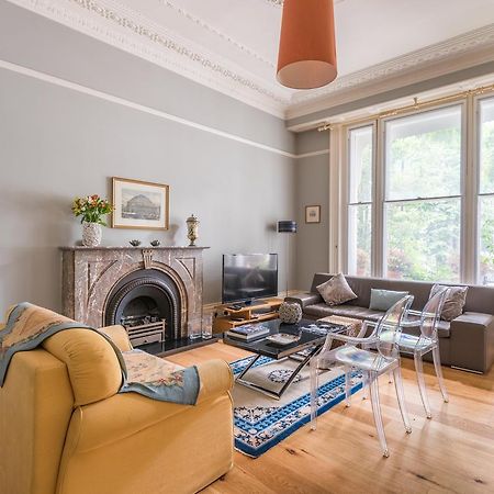Lovely Chelsea Home Near The Thames By Underthedoormat London Exterior photo